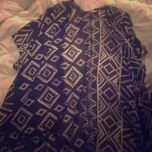 Sheer cover-up, perfect for the upcoming spring!